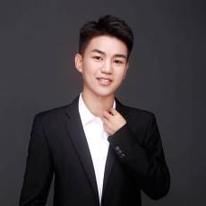李佳龙
