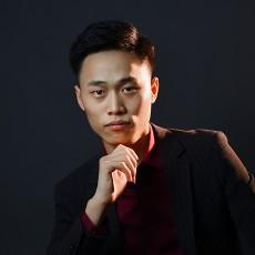 李文康
