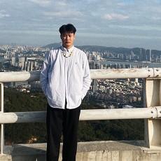 刘伟强
