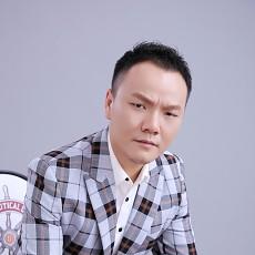 屈太平