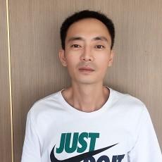 邢锐耿