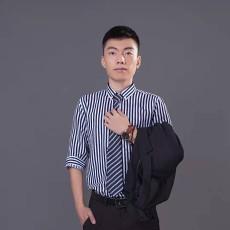 张坤