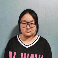 黄婷钰