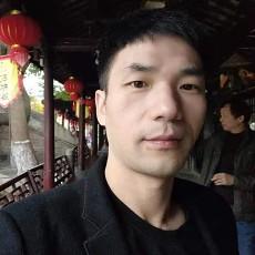 童国栋
