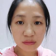 黄素婷