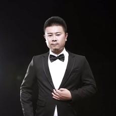 王小龙