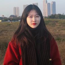 邓吟玲