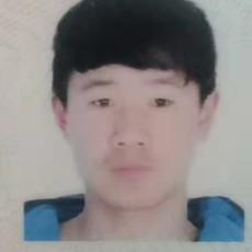李巨星