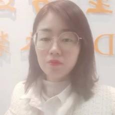 吴小英