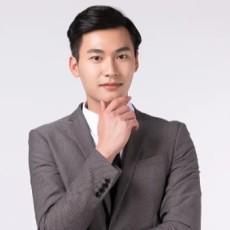 王明